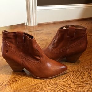 Frye women’s boots cognac 8 medium Frye women's